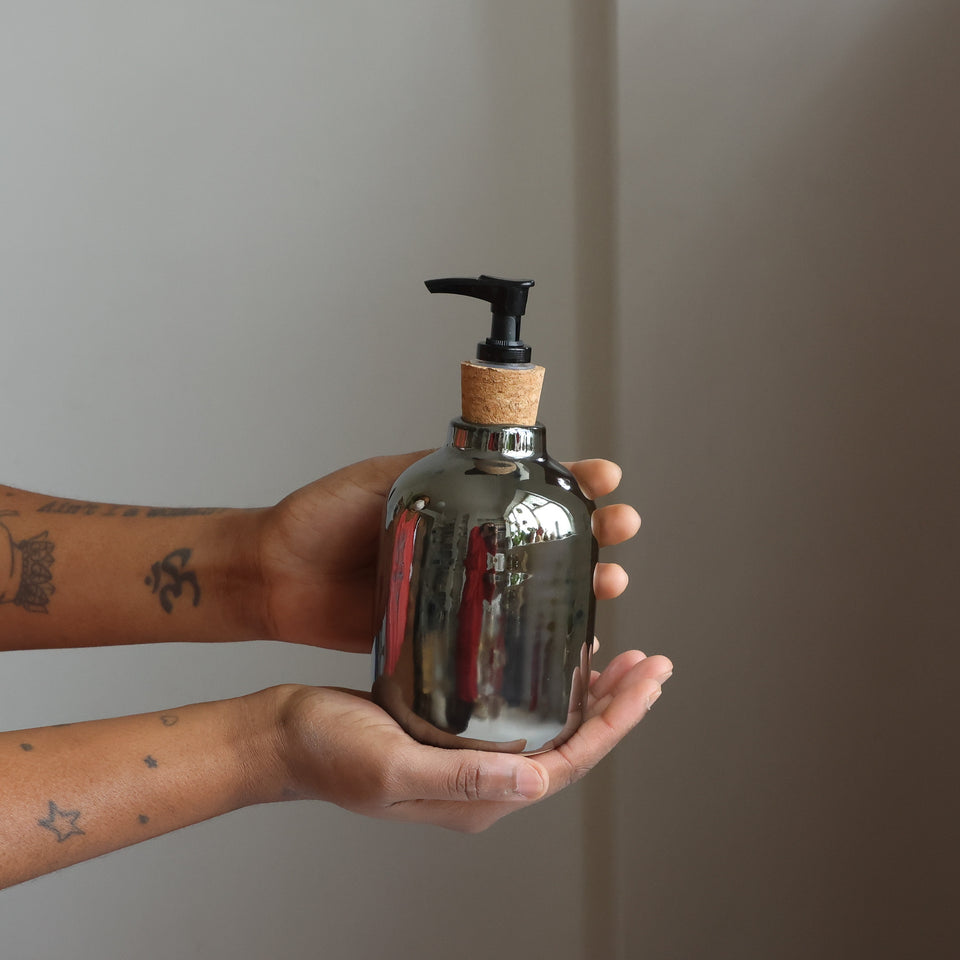 Soap dispenser