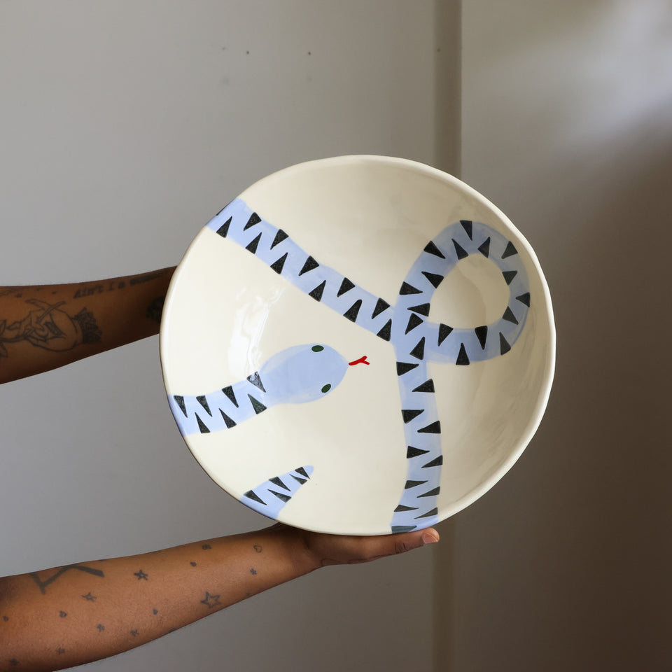 Serving bowl