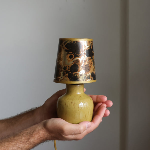 Cats eye amber mini lamp