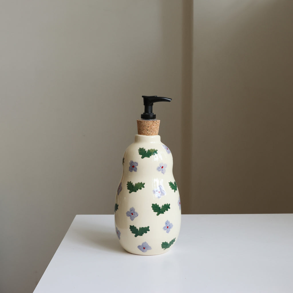 Flower print soap dispenser
