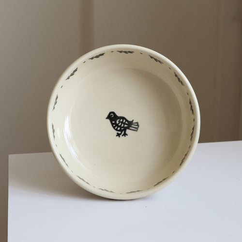 Pigeon snack bowl