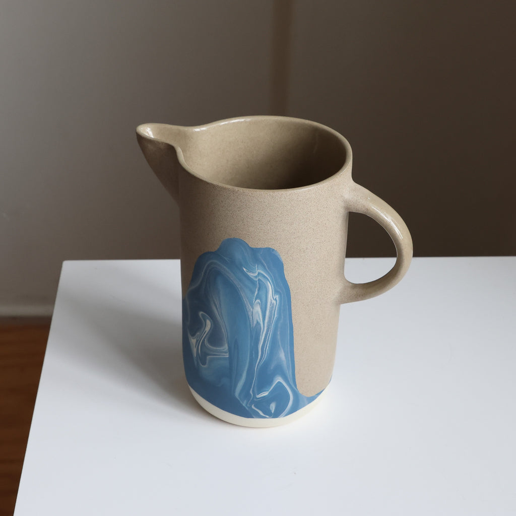Beach pitcher