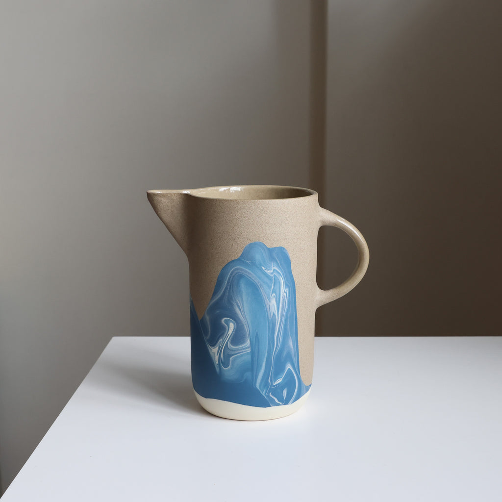 Beach pitcher