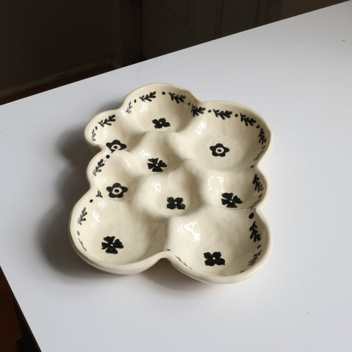 Monochrome trinket tray