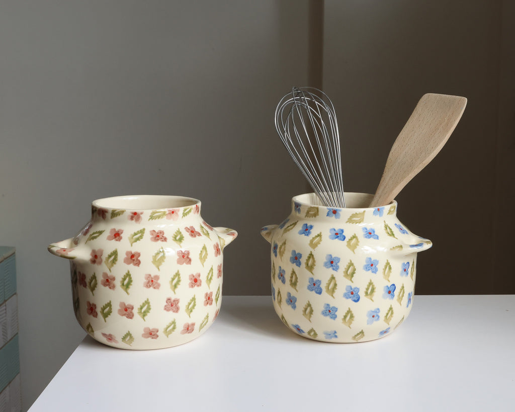 Floral spoon crock