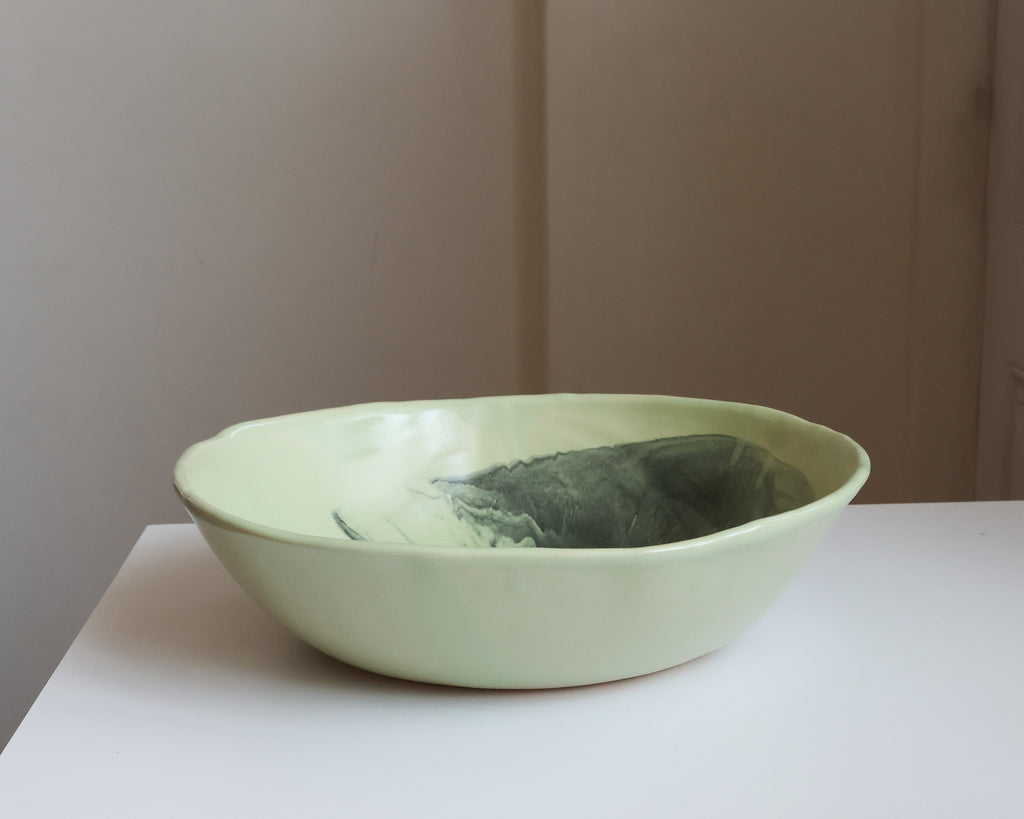 Squid serving bowl