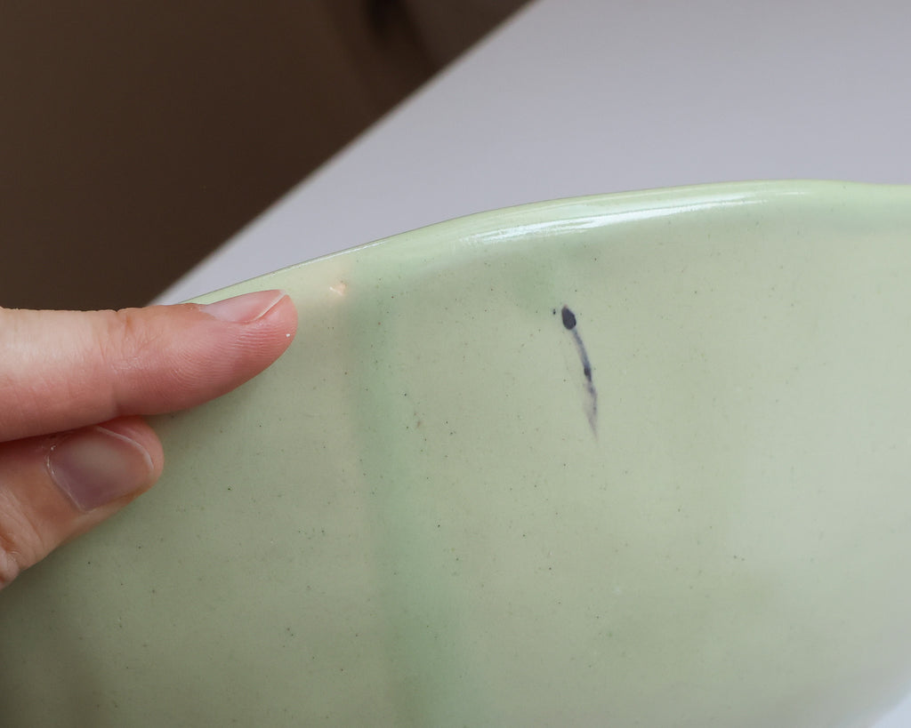 Squid serving bowl *imperfect*