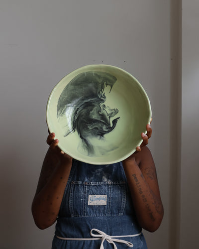 Squid serving bowl