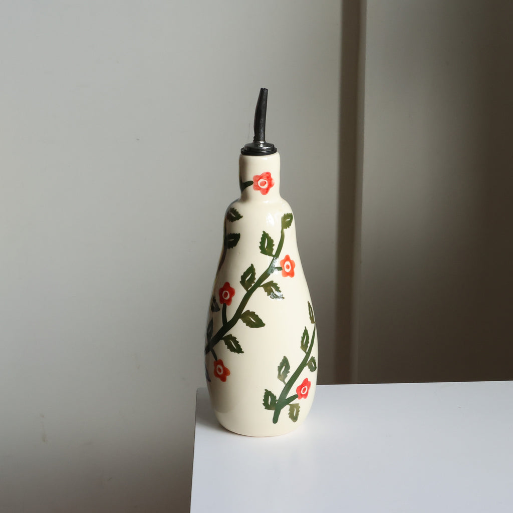 Oil pourers
