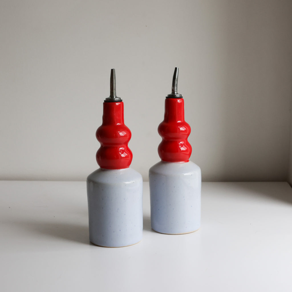 Oil pourers, red + Salt Marsh