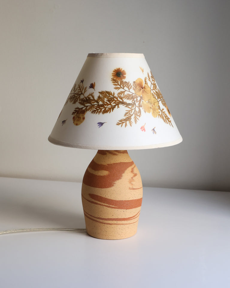 Lamp: field of flowers