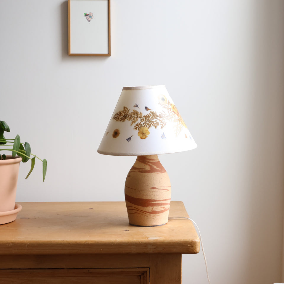 Lamp: field of flowers