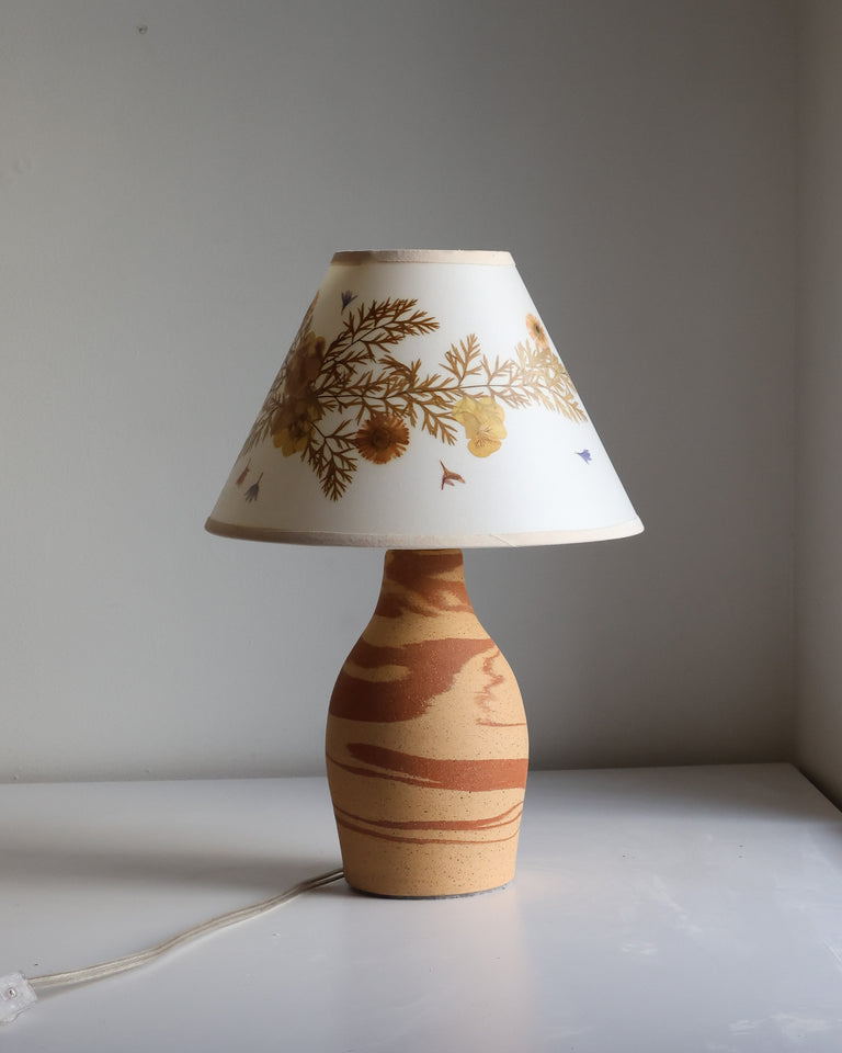 Lamp: field of flowers
