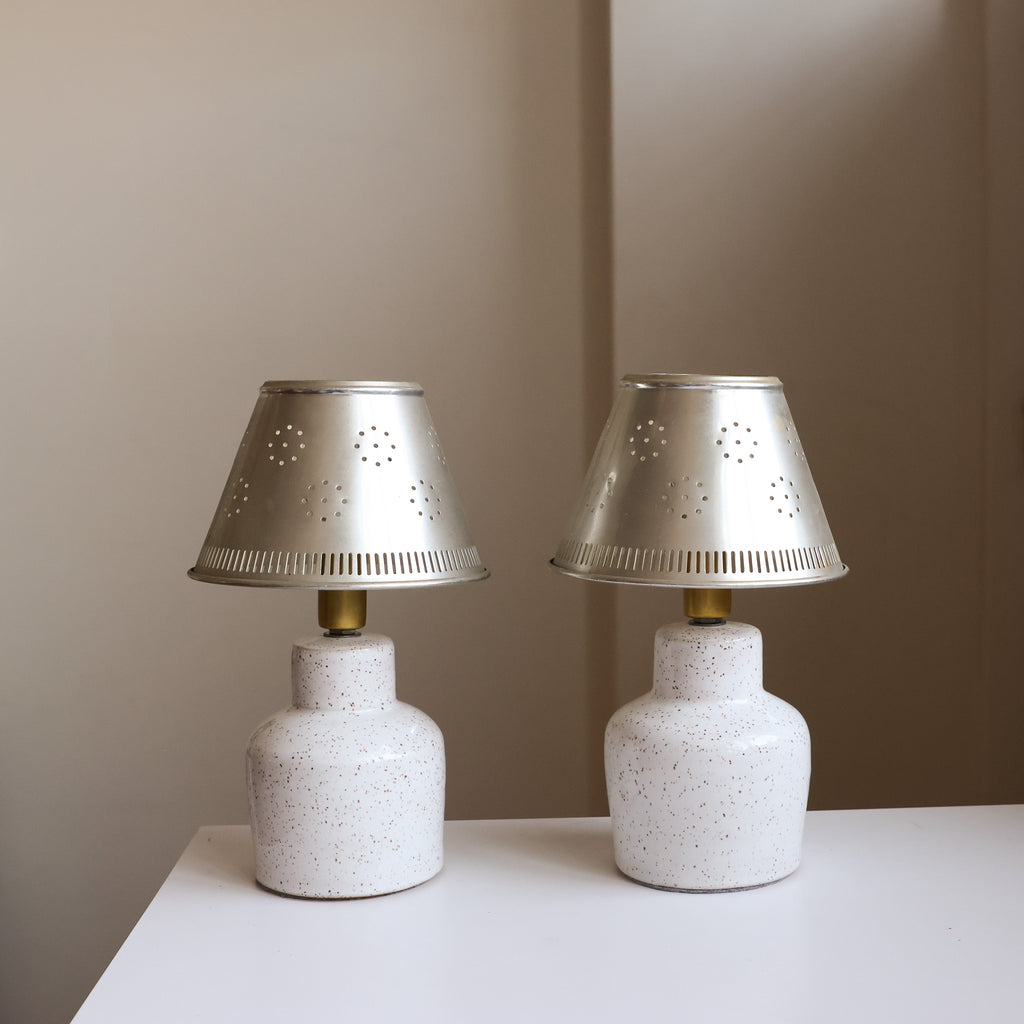 Set of 2 lamps: tin shade