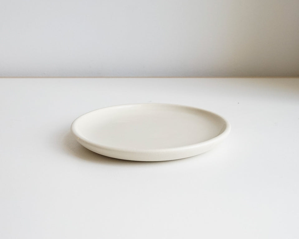 Stoneware saucer